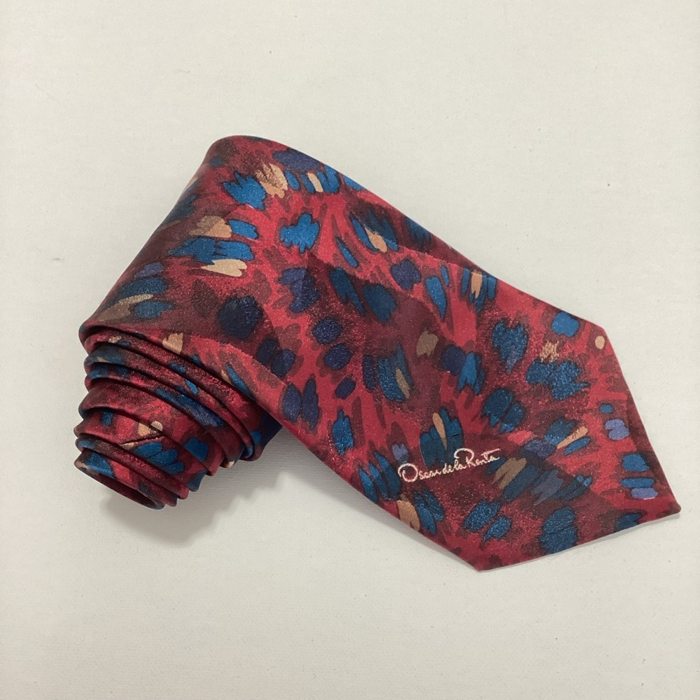Vintage Oscar De La Renta Tie